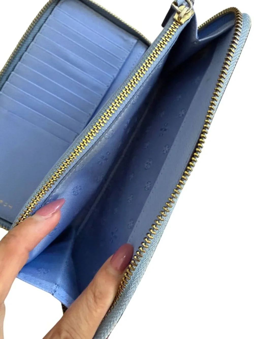 TORY BURCH Periwinkle Leather Zip Clutch Wallet